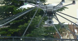 Apfel Tom Typhoon H Plus b